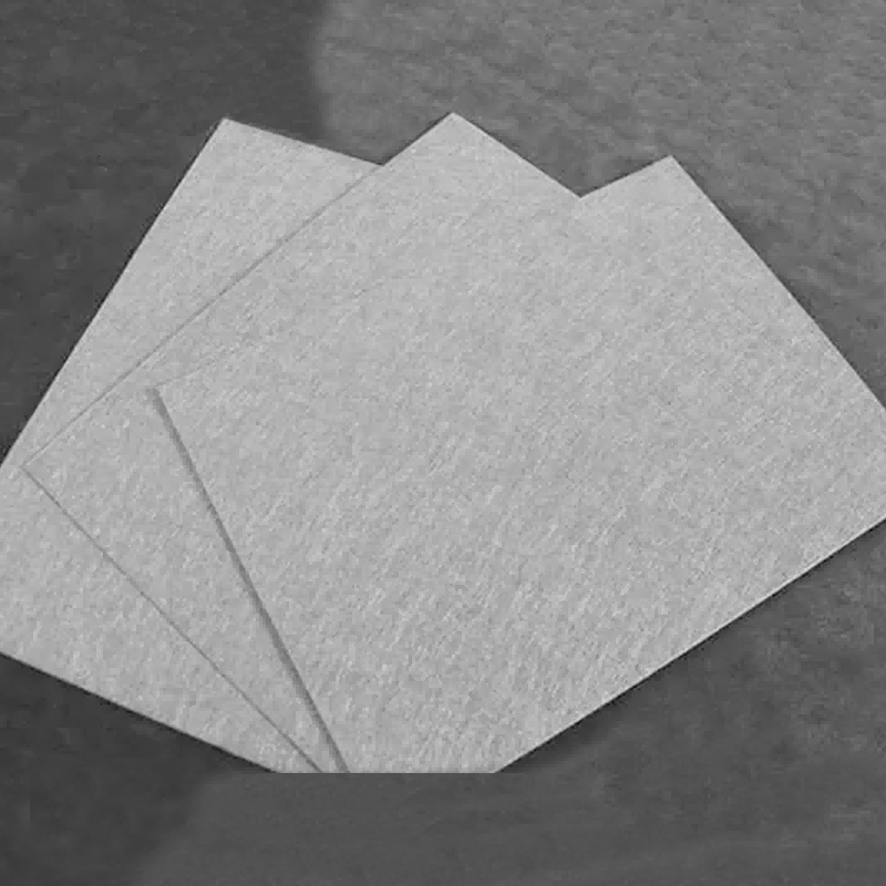 Gasdiffuse mat voor brandstofceltitaniumvezelmat elektrolyzer elektrolyzer